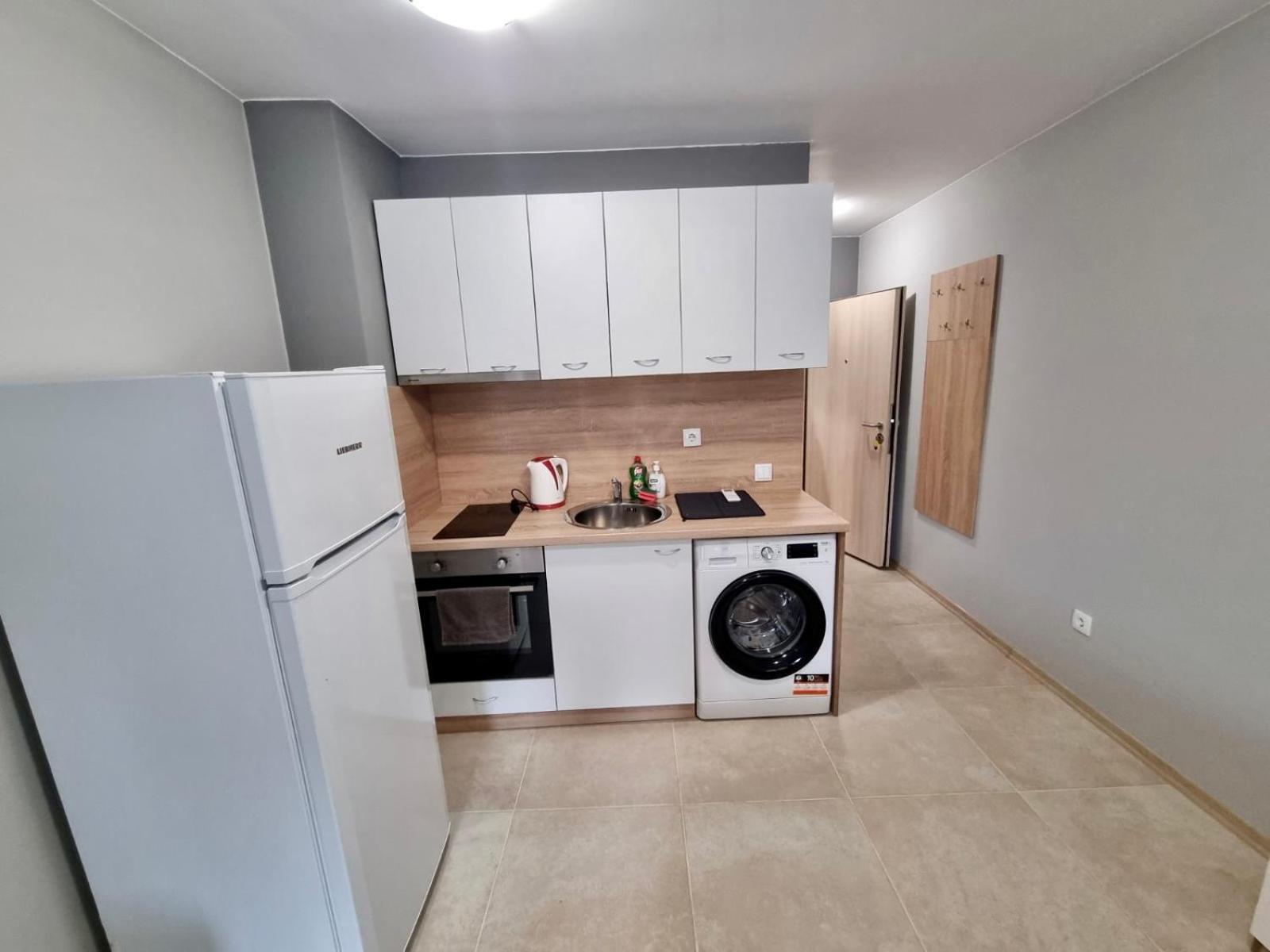 Best Family Apartments & Private Parking Sofia Exterior photo